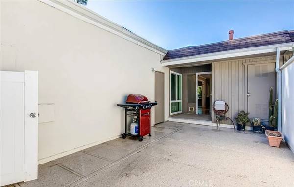 Laguna Hills, CA 92653,22131 Caminito Vino