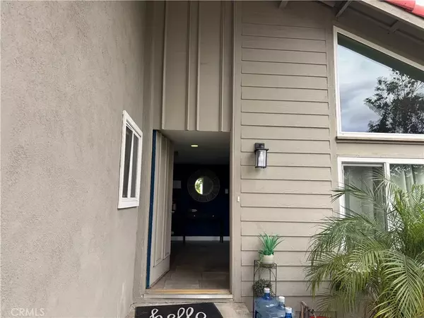 Fountain Valley, CA 92708,11735 Quartz