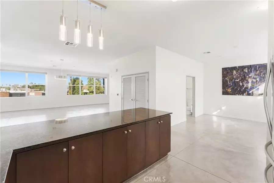 435 W Center Street Promenade, Anaheim, CA 92805