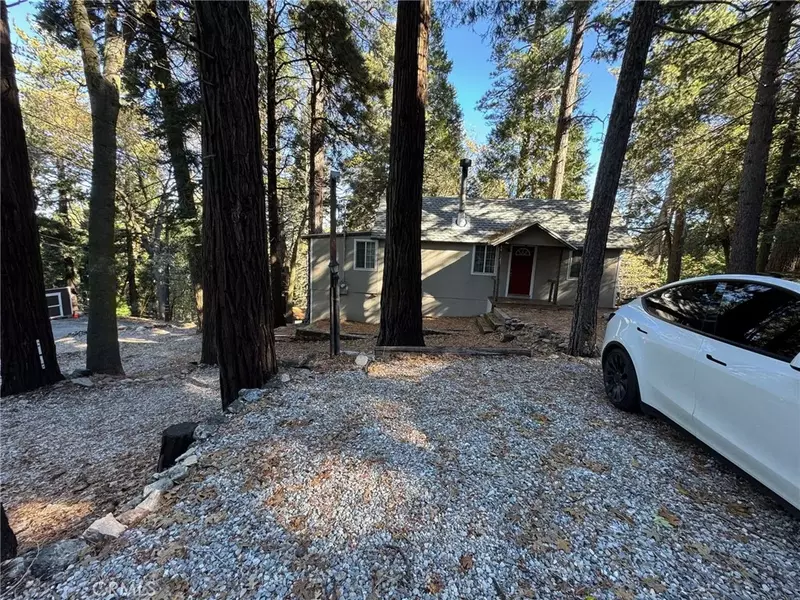 22360 Crest Forest, Cedarpines Park, CA 92322