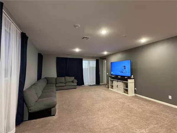 Banning, CA 92220,1351 Fiddleleaf