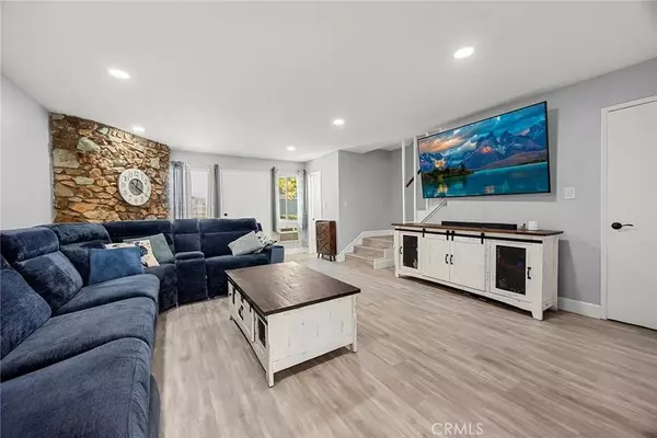 Fullerton, CA 92831,313 N Acacia #C