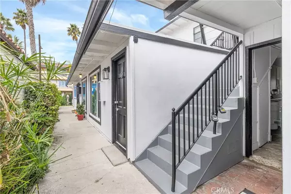 Seal Beach, CA 90740,320 7th Street