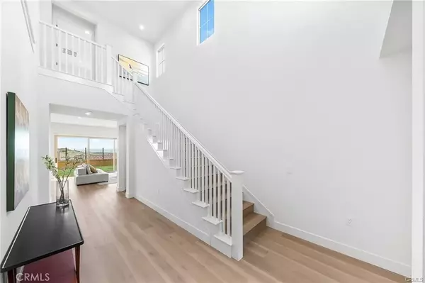 Irvine, CA 92618,118 Sunnybank