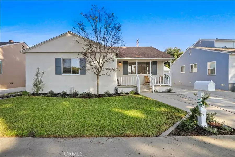 3842 Knoxville, Long Beach, CA 90808