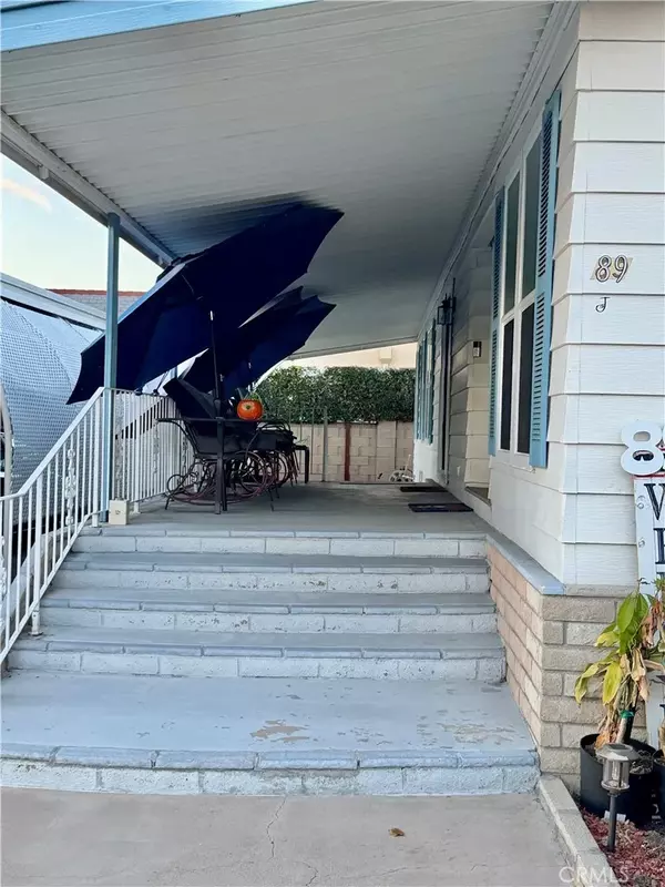 Lake Forest, CA 92630,24701 Raymond Way #89