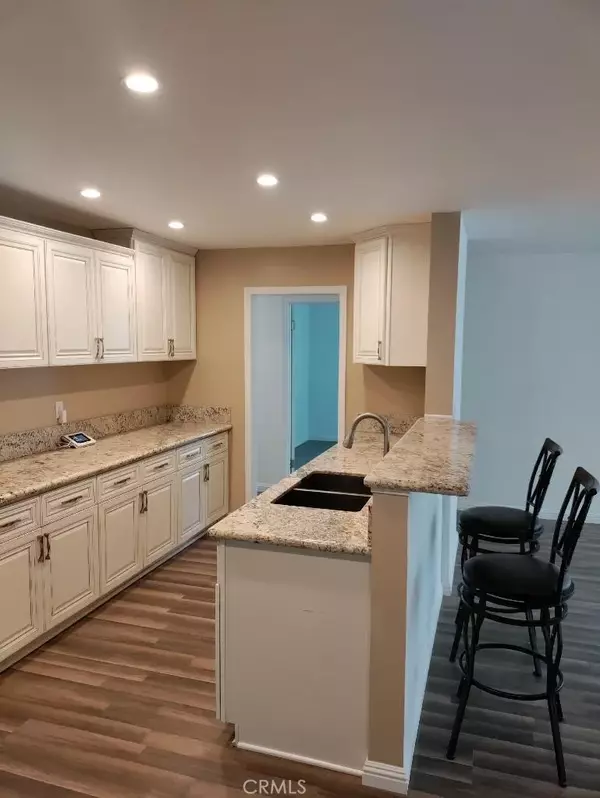 Lancaster, CA 93534,409 W Avenue J9