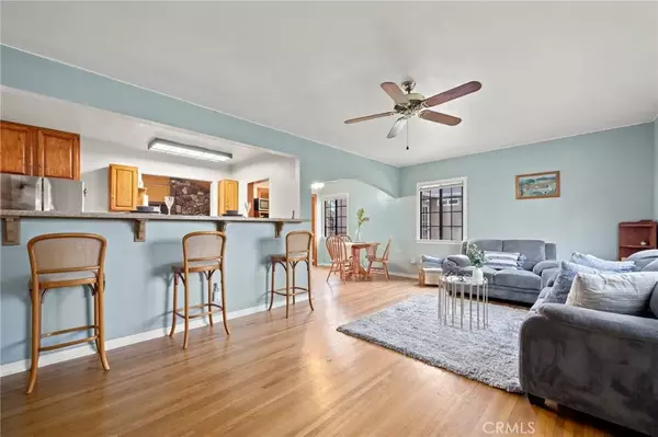Lakewood, CA 90712,6153 Autry Avenue