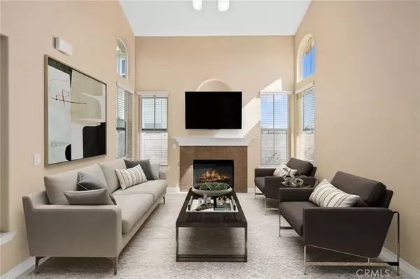 Duarte, CA 91010,2577 Mountain Avenue