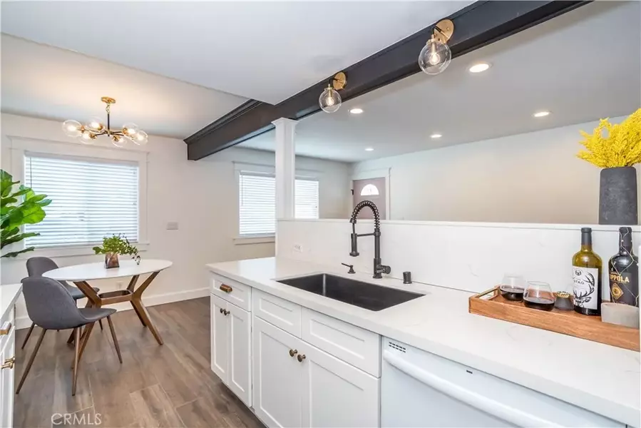 28159 Robin Avenue, Saugus, CA 91350