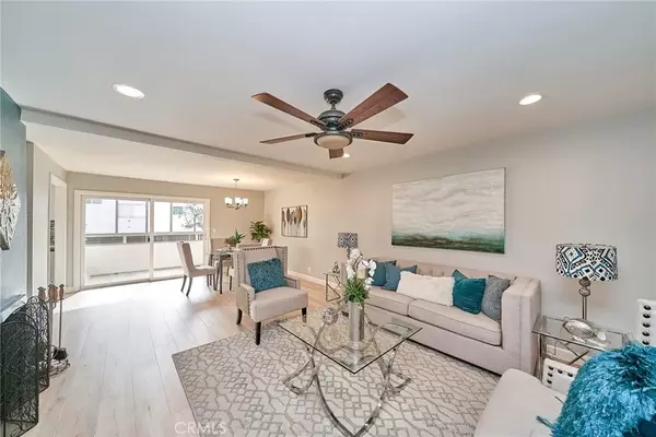 Lomita, CA 90717,25921 Oak Street #104