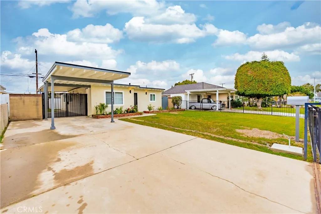 Norwalk, CA 90650,11542 College Drive
