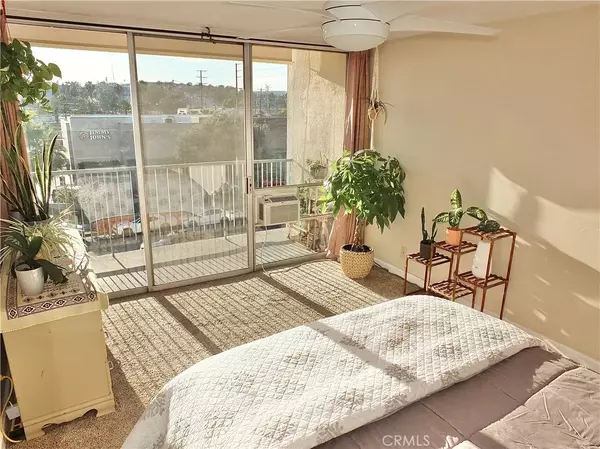 1770 Ximeno Avenue #314, Long Beach, CA 90815