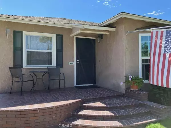 Lakewood, CA 90713,5435 N Adenmoor Avenue