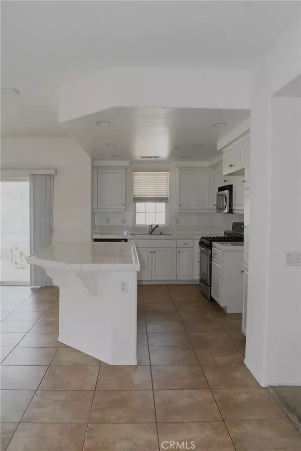 Chino, CA 91708,15903 Birdfeeder Lane