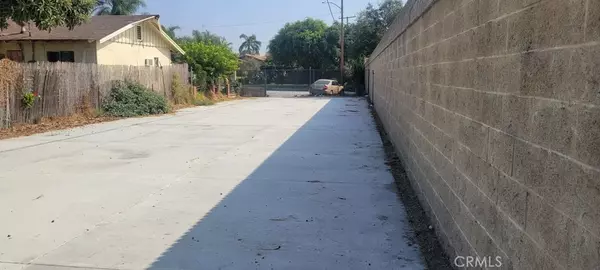 Paramount, CA 90723,13724 Garfield