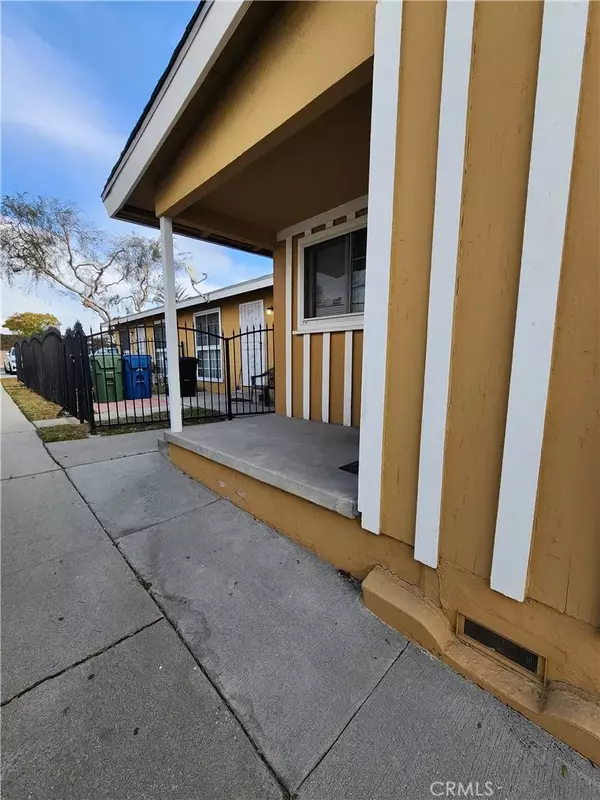 Inglewood, CA 90303,2700 W Century Boulevard