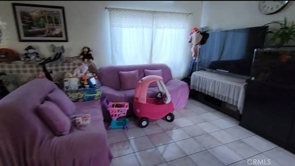 Baldwin Park, CA 91706,3221 Vineland Avenue #1