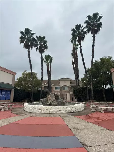 17888 Alburtis Avenue #A204, Artesia, CA 90701