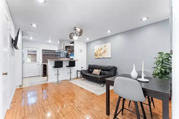 Stanton, CA 90680,7100 Cerritos Avenue #125