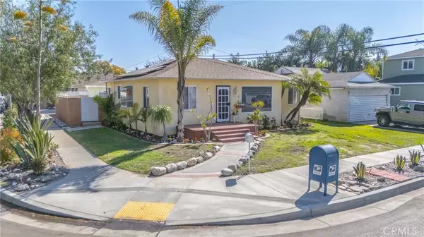 Long Beach, CA 90808,3568 Roxanne Avenue