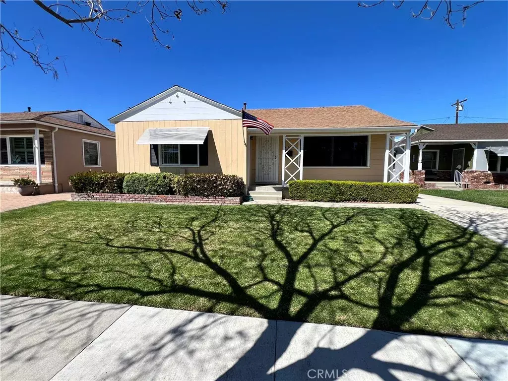 Lakewood, CA 90712,3123 Silva Street