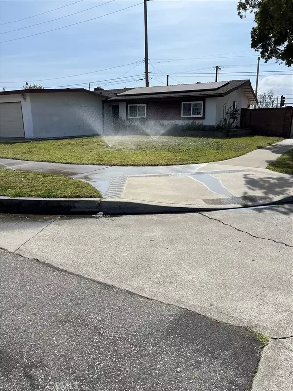 Buena Park, CA 90620,8577 San Romolo Way