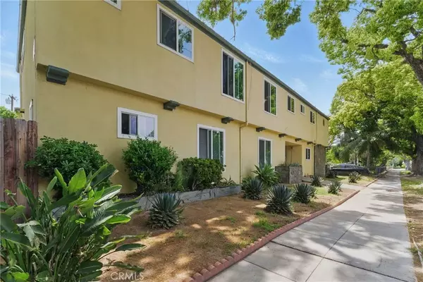 Santa Ana, CA 92701,611 S Orange Avenue #11