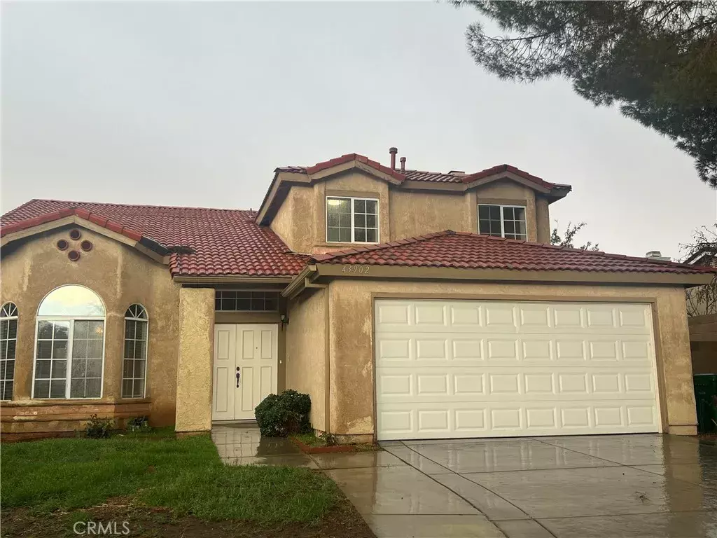 Lancaster, CA 93535,43902 Broadwater Avenue