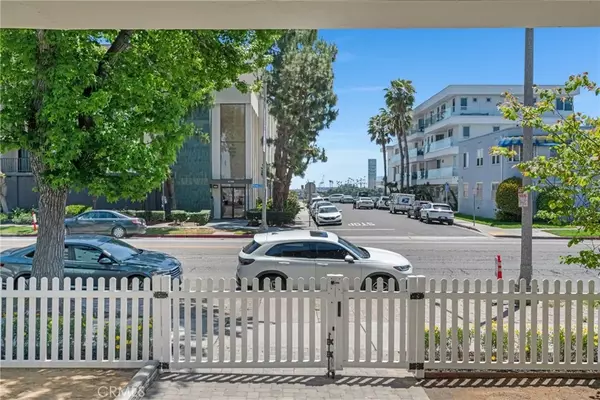 Long Beach, CA 90802,1123 E Ocean Blvd