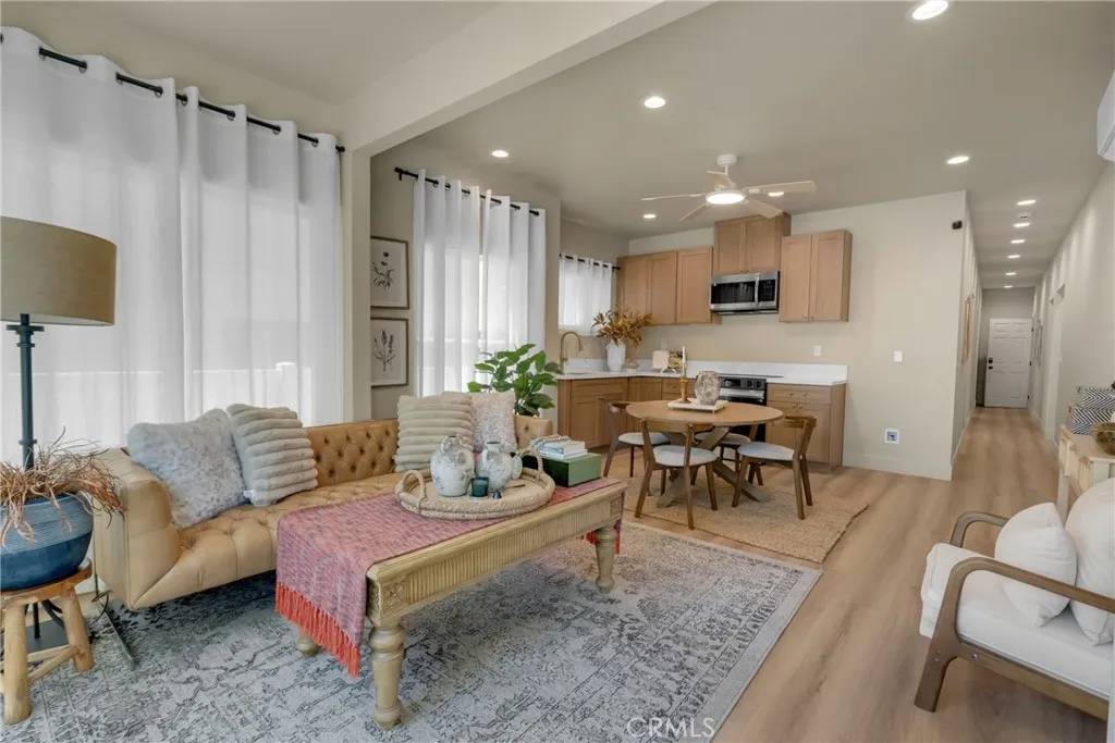 Long Beach, CA 90802,1123 E Ocean Blvd