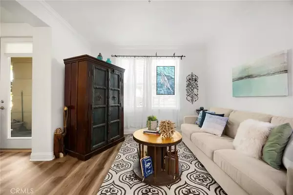 Irvine, CA 92612,3148 Watermarke Place