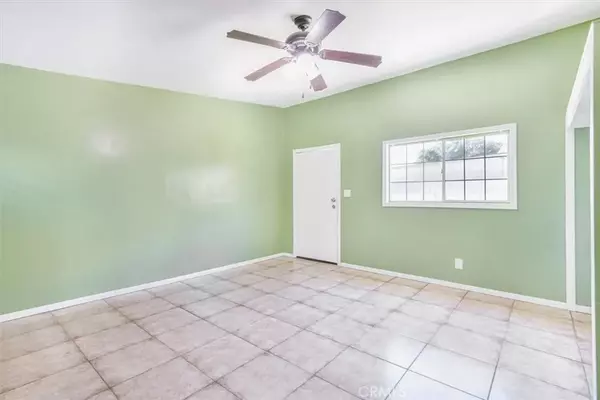 Long Beach, CA 90805,5910 Brayton Avenue