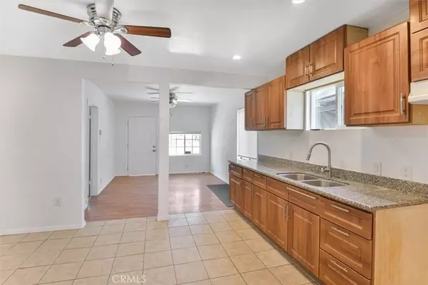 Long Beach, CA 90805,5910 Brayton Avenue