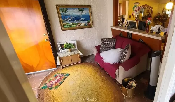 Los Angeles, CA 90047,7819 Dalton Avenue