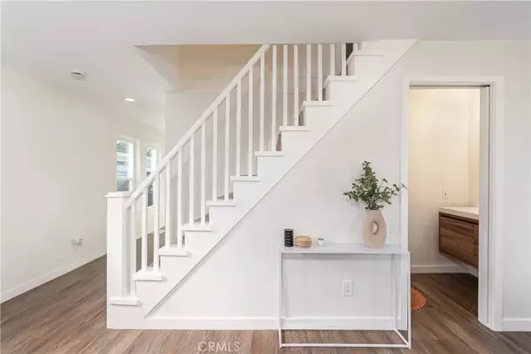 Signal Hill, CA 90755,1887 Saint Louis Avenue