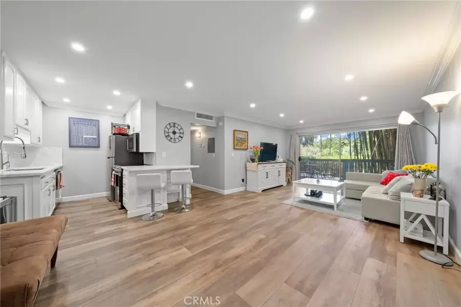 564 N Bellflower Boulevard #105, Long Beach, CA 90814