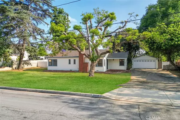 Santa Fe Springs, CA 90670,11749 Clarkman Street