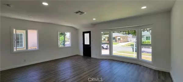 Lakewood, CA 90713,5222 Adenmoor Avenue