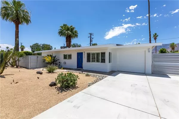 957 S Paseo Dorotea, Palm Springs, CA 92264