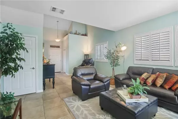 Panorama City, CA 91402,9044 Sylmar Avenue