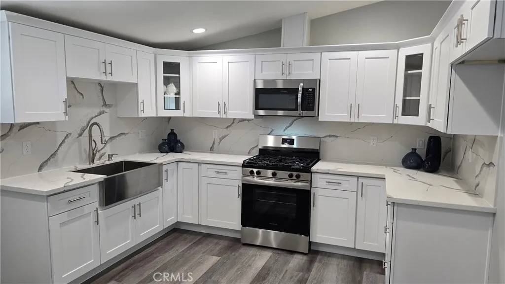 Costa Mesa, CA 92627,2108 Raleigh Avenue