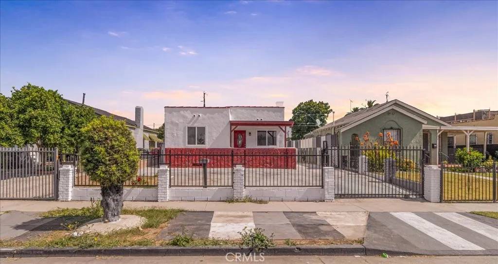 727 E 94th Street, Los Angeles, CA 90002
