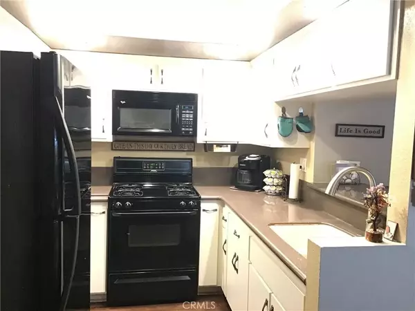 Paramount, CA 90723,13919 Arthur Avenue #22