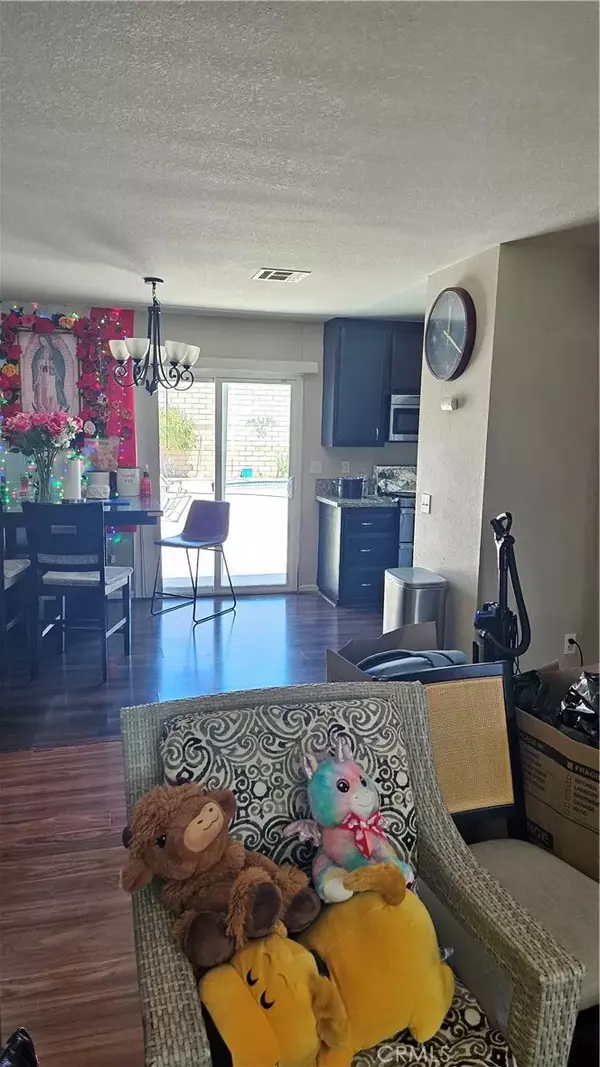 Rialto, CA 92376,190 W Wilson Street