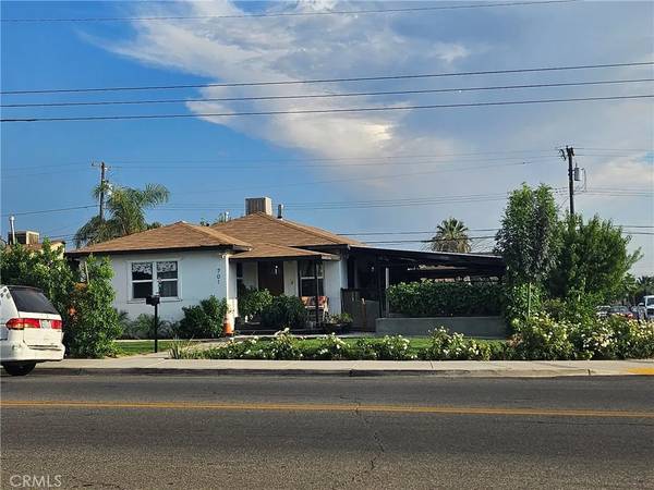 Bakersfield, CA 93305