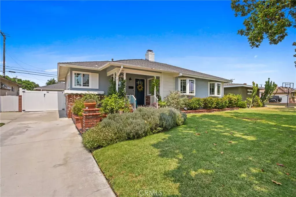 Fullerton, CA 92833,1847 W Flower Avenue