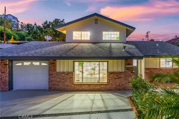 Santa Ana, CA 92705,19261 Brae