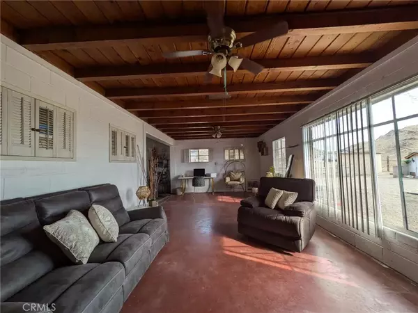 Apple Valley, CA 92307,19876 Lodema Road