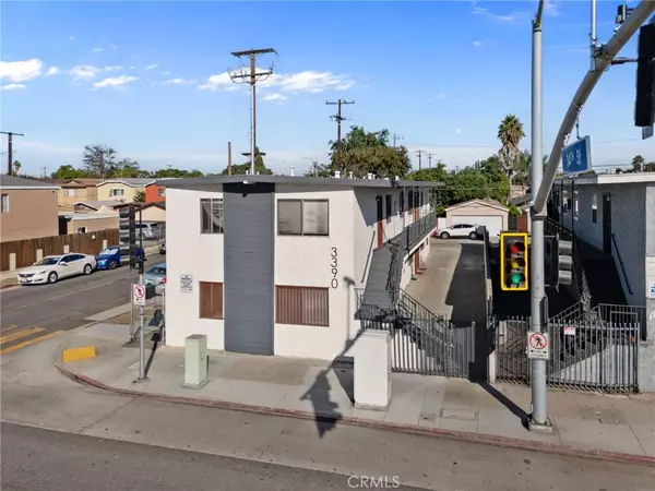Long Beach, CA 90810,3390 Santa Fe Avenue